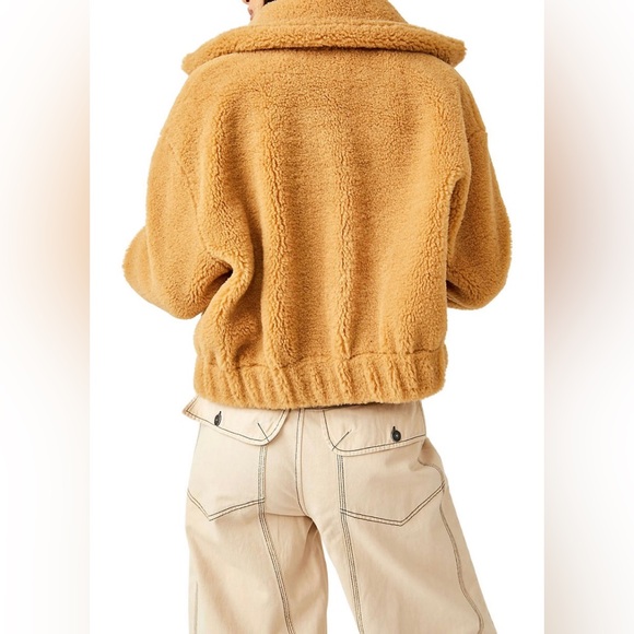Free People Get Cozy Teddy Jacket ✨ Camel Size Medium | tan neutral zipper - Picture 7 of 16
